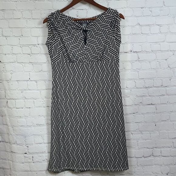 Ann Taylor Petite Brown Weave Print Jersey Dress Knot Keyhole Cap Sleeve 8P - Picture 2 of 10